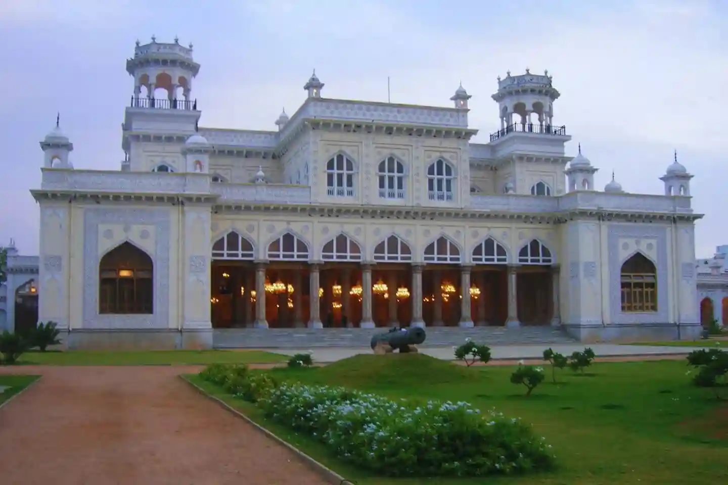 Places to Visit in Hyderabad in 1 Day