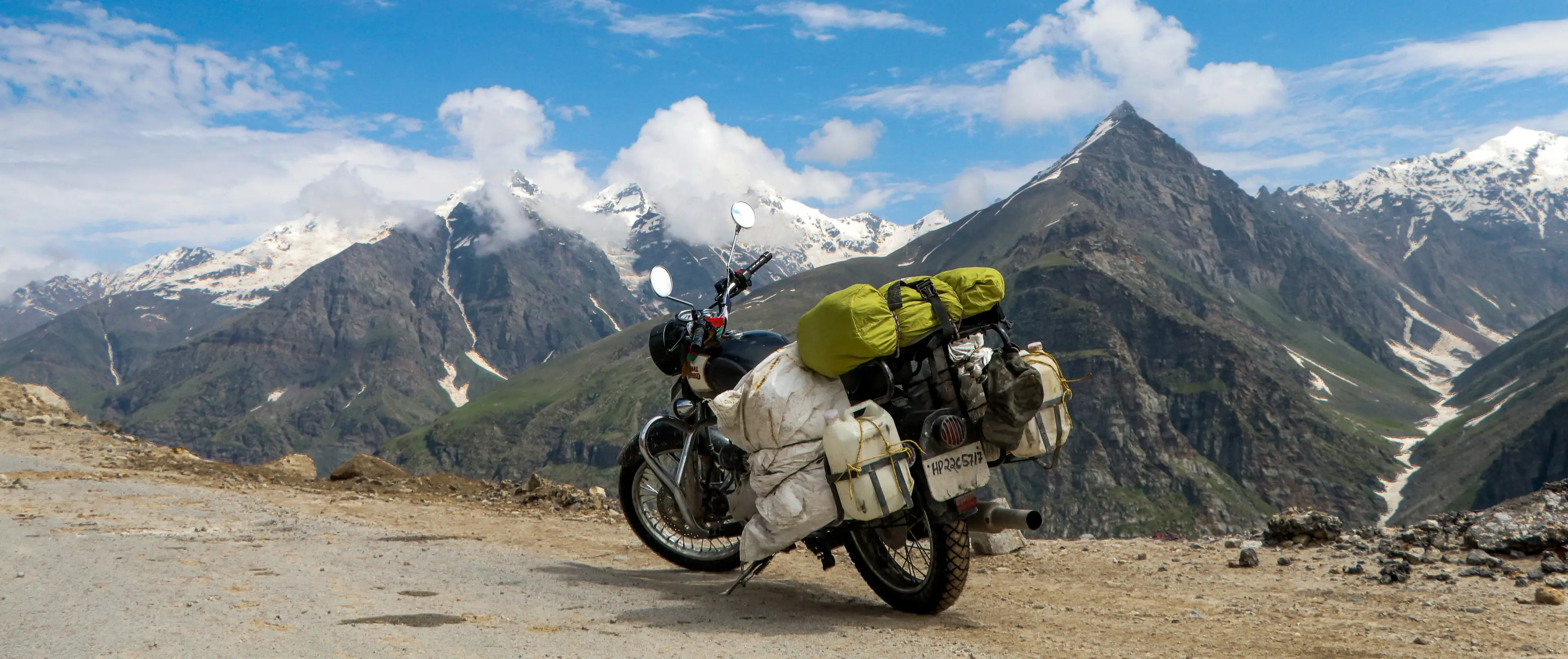 srinagar-to-leh-bike-trip.webp